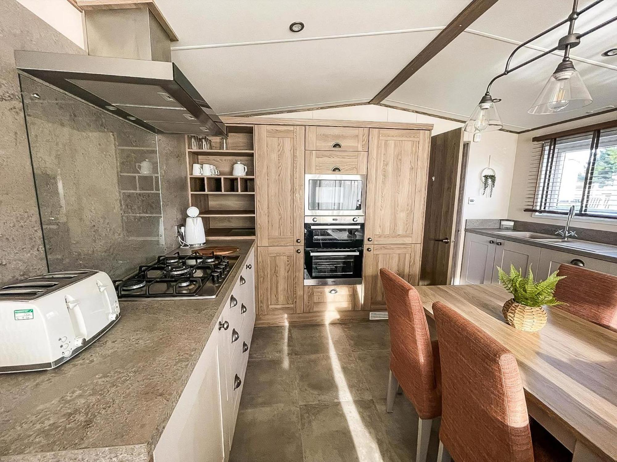 Stunning 8 Berth Caravan With Decking At Kessingland Beach Ref 90017D Benacre Exteriör bild